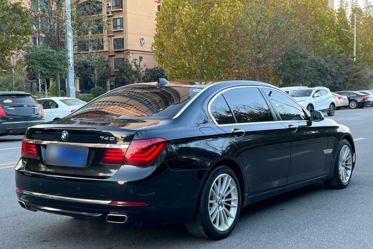 Used BMW 7 Series 2014 730Li Premium Edition Exterior 5