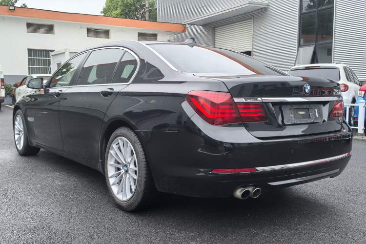 Used BMW 7 Series 2014 730Li Premium Edition Exterior 5