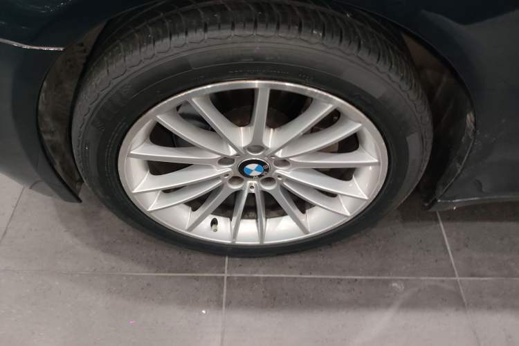 Used BMW 7 Series 2014 730Li Premium Edition Exterior 7