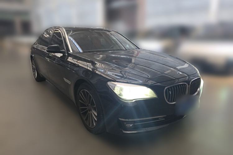Used BMW 7 Series 2014 730Li Premium Edition Front Right 45 Deg