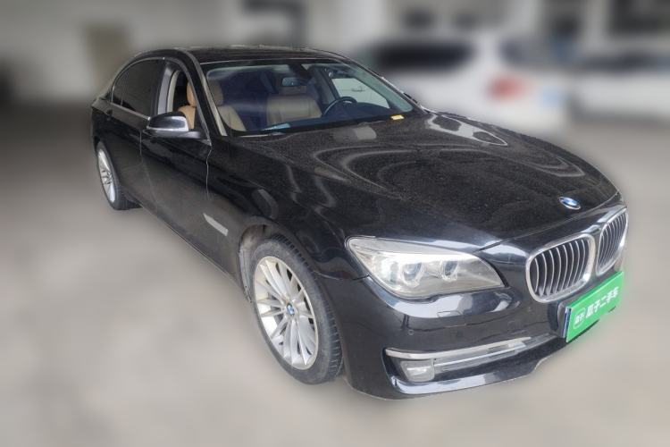 Used BMW 7 Series 2014 730Li Premium Edition Front Right 45 Deg