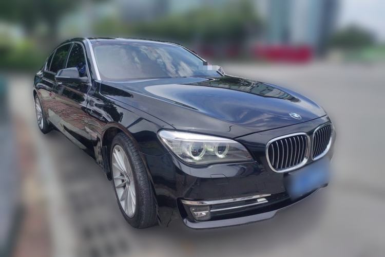 Used BMW 7 Series 2014 730Li Premium Edition Front Right 45 Deg