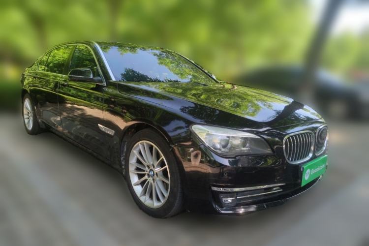 Used BMW 7 Series 2014 730Li Premium Edition Front Right 45 Deg