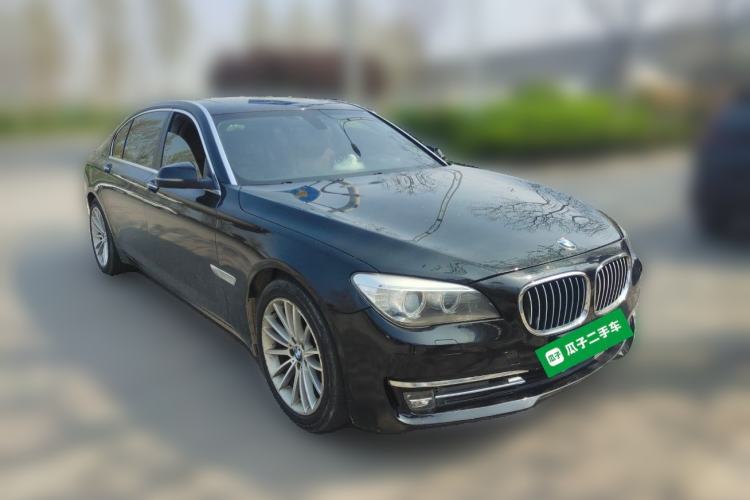 Used BMW 7 Series 2014 730Li Premium Edition Front Right 45 Deg