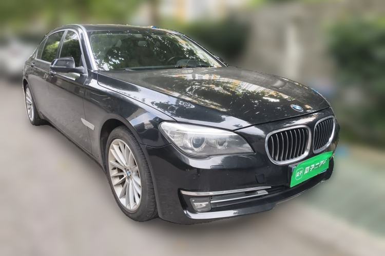 Used BMW 7 Series 2014 730Li Premium Edition Front Right 45 Deg