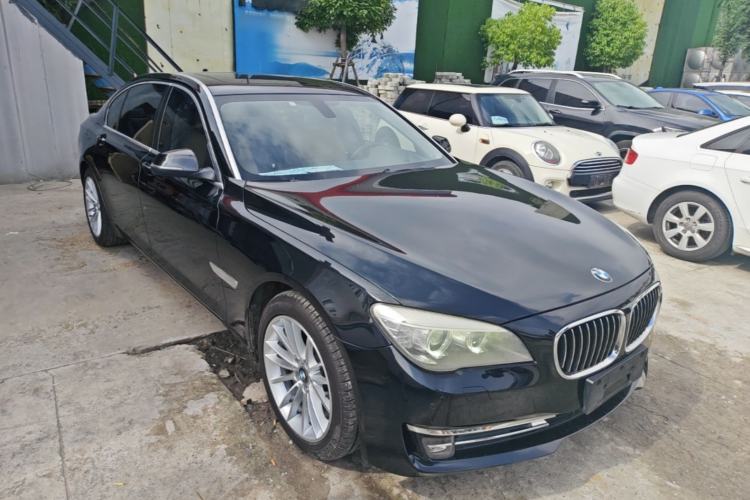 Used BMW 7 Series 2014 730Li Premium Edition Front Right 45 Deg