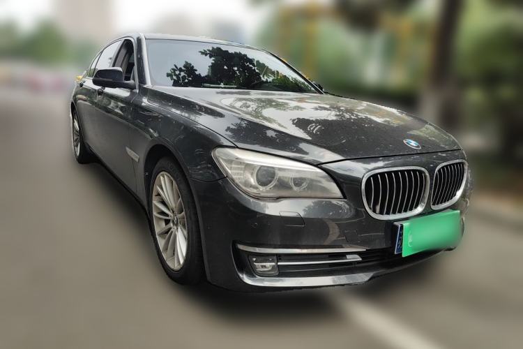 Used BMW 7 Series 2014 730Li Premium Edition Front Right 45 Deg