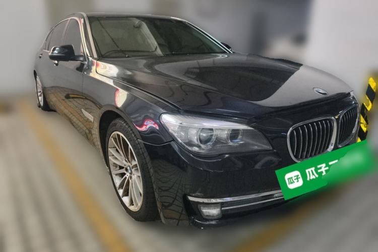 Used BMW 7 Series 2014 730Li Premium Edition Front Right 45 Deg