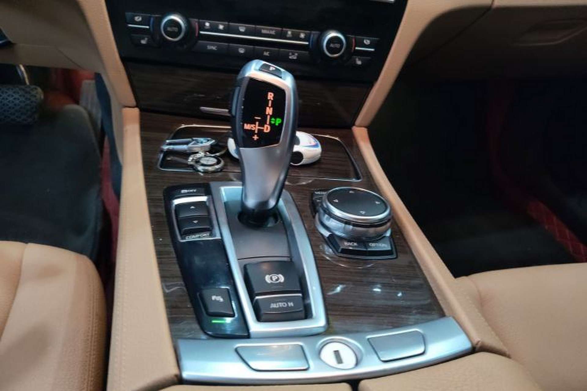 Used BMW 7 Series 2014 730Li Premium Edition Gear Lever