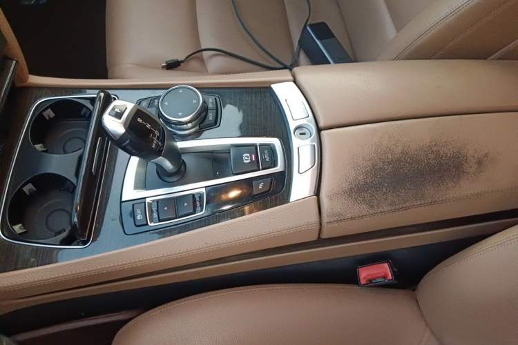 Used BMW 7 Series 2014 730Li Premium Edition Gear Lever