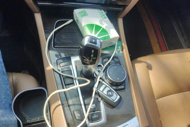 Used BMW 7 Series 2014 730Li Premium Edition Gear Lever
