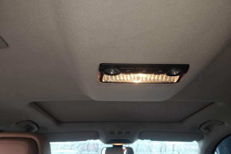 Used BMW 7 Series 2014 730Li Premium Edition Headliner