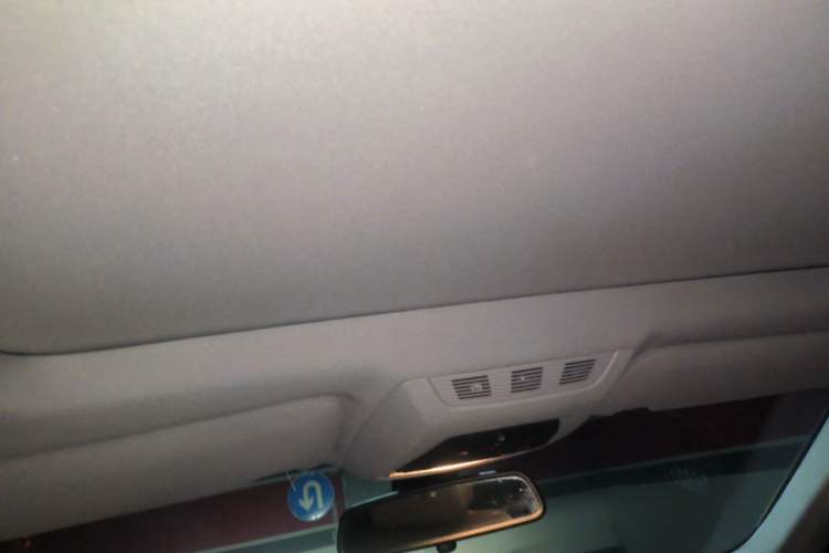 Used BMW 7 Series 2014 730Li Premium Edition Headliner