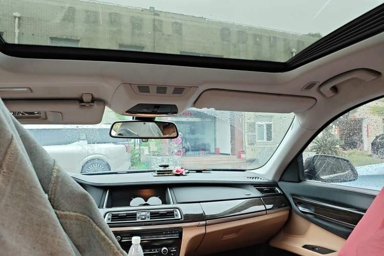 Used BMW 7 Series 2014 730Li Premium Edition Headliner