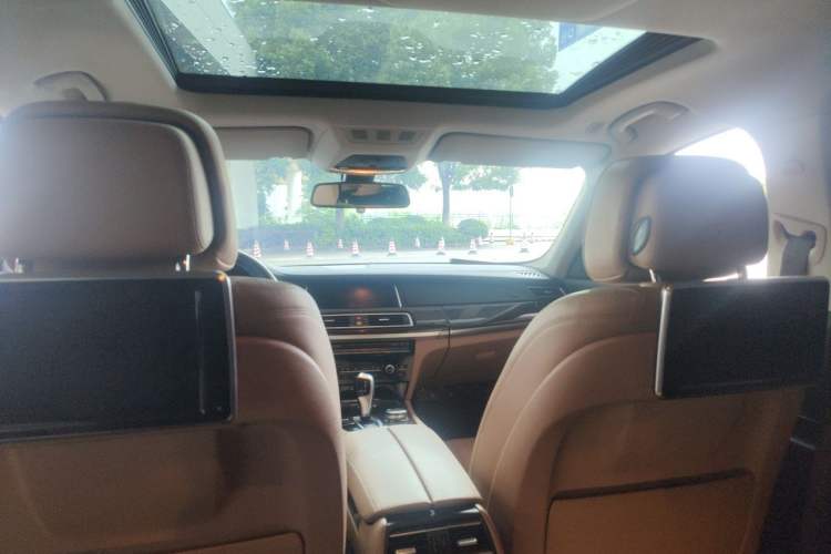 Used BMW 7 Series 2014 730Li Premium Edition Headliner