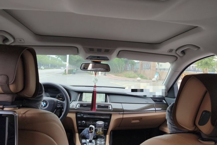 Used BMW 7 Series 2014 730Li Premium Edition Headliner