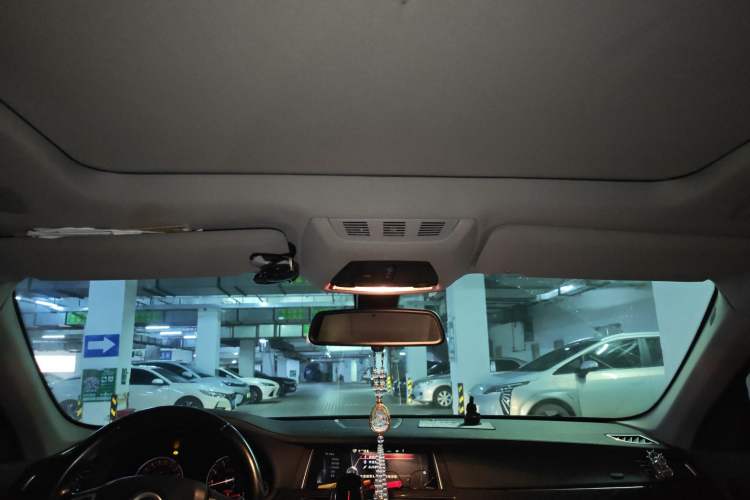 Used BMW 7 Series 2014 730Li Premium Edition Headliner