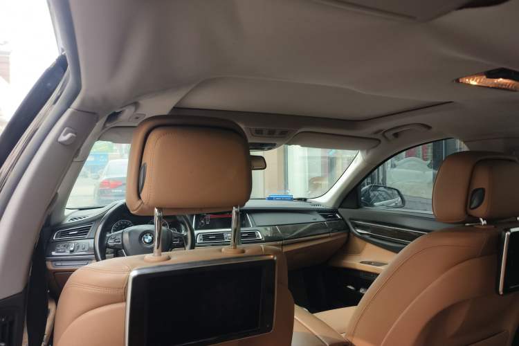 Used BMW 7 Series 2014 730Li Premium Edition Headliner