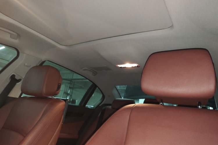Used BMW 7 Series 2014 730Li Premium Edition Headliner
