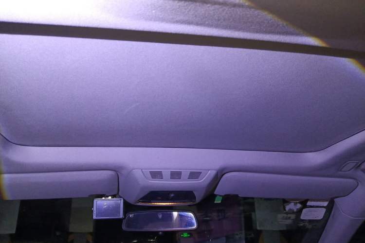 Used BMW 7 Series 2014 730Li Premium Edition Headliner