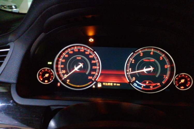 Used BMW 7 Series 2014 730Li Premium Edition Instrument Cluster
