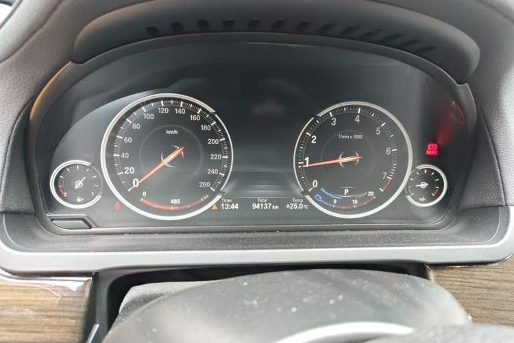 Used BMW 7 Series 2014 730Li Premium Edition Instrument Cluster