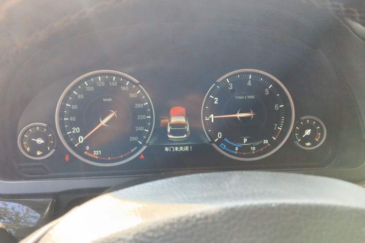 Used BMW 7 Series 2014 730Li Premium Edition Instrument Cluster