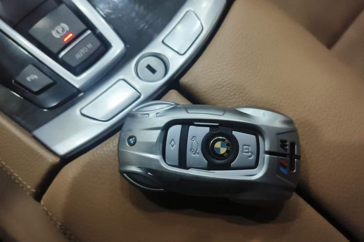 Used BMW 7 Series 2014 730Li Premium Edition Interior 1