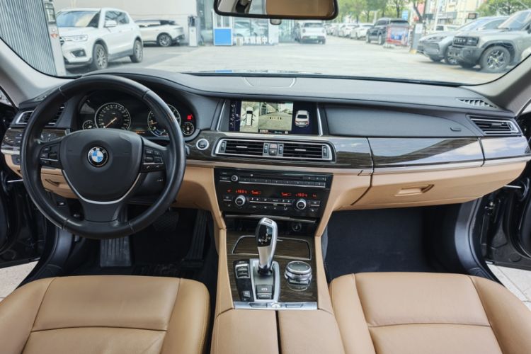 Used BMW 7 Series 2014 730Li Premium Edition Interior 1
