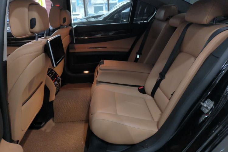 Used BMW 7 Series 2014 730Li Premium Edition Interior 1