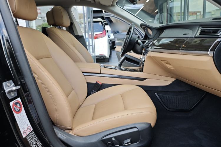 Used BMW 7 Series 2014 730Li Premium Edition Interior 11