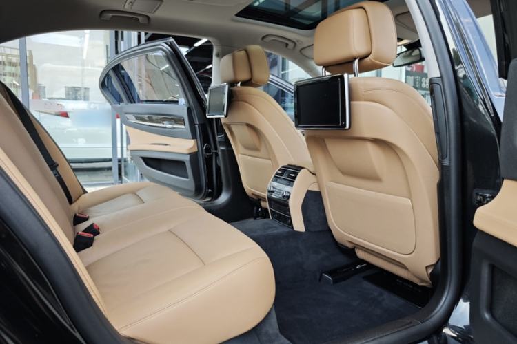 Used BMW 7 Series 2014 730Li Premium Edition Interior 13