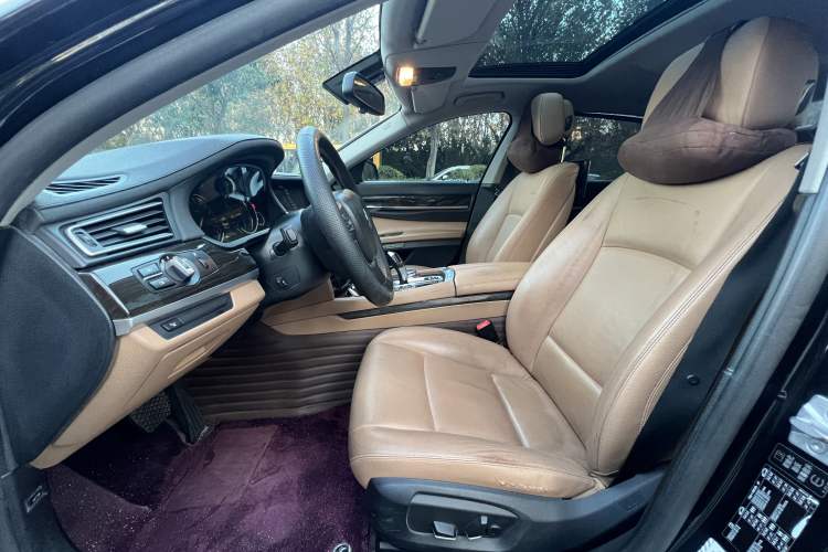 Used BMW 7 Series 2014 730Li Premium Edition Interior 2