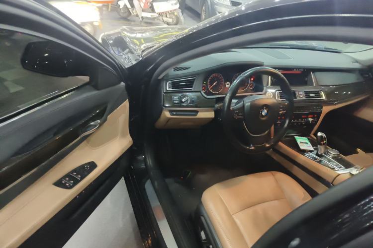 Used BMW 7 Series 2014 730Li Premium Edition Interior 3