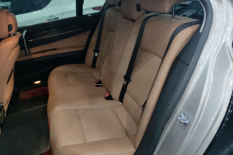 Used BMW 7 Series 2014 730Li Premium Edition Interior 4