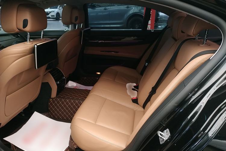Used BMW 7 Series 2014 730Li Premium Edition Interior 4