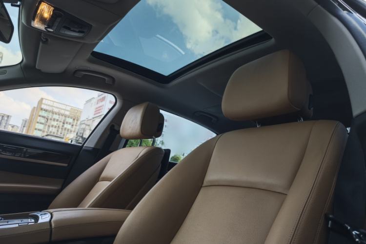 Used BMW 7 Series 2014 730Li Premium Edition Interior 9