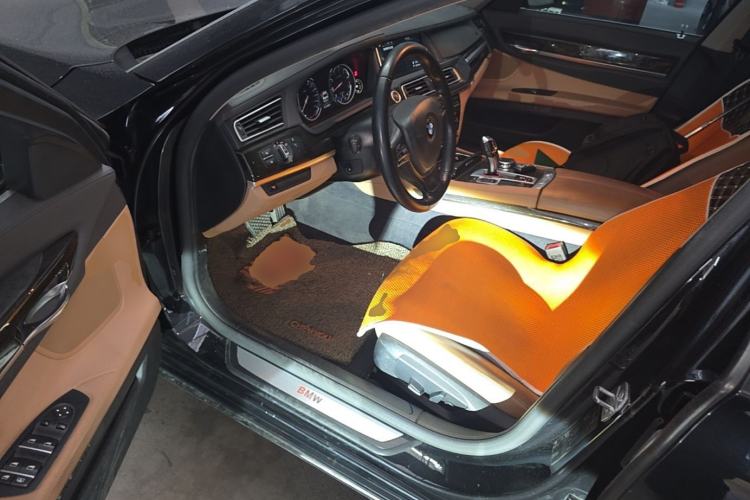 Used BMW 7 Series 2014 730Li Premium Edition Left Front Seat