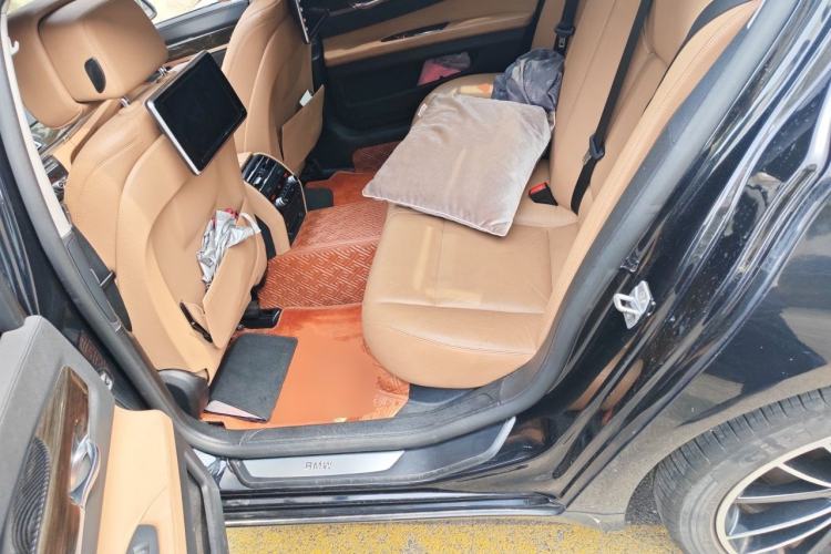 Used BMW 7 Series 2014 730Li Premium Edition Left Rear Seat