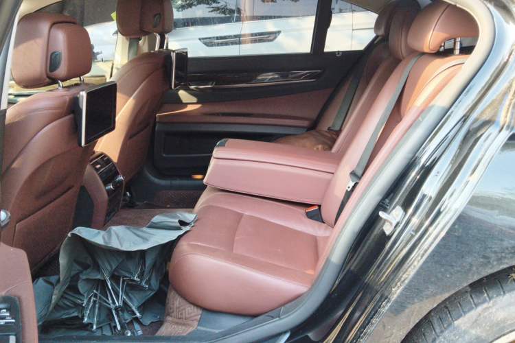 Used BMW 7 Series 2014 730Li Premium Edition Left Rear Seat