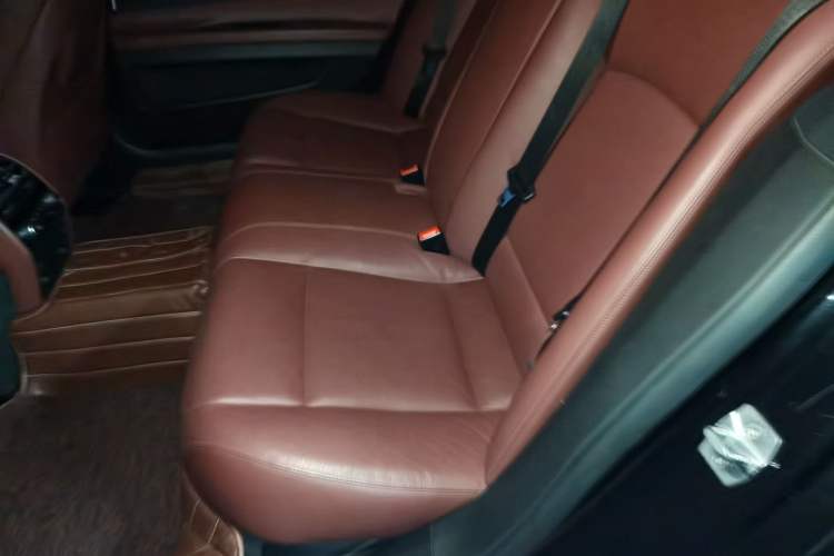 Used BMW 7 Series 2014 730Li Premium Edition Left Rear Seat