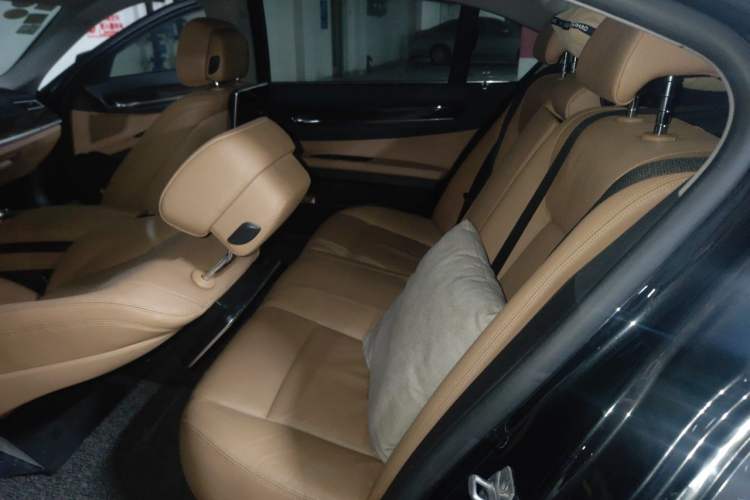 Used BMW 7 Series 2014 730Li Premium Edition Left Rear Seat