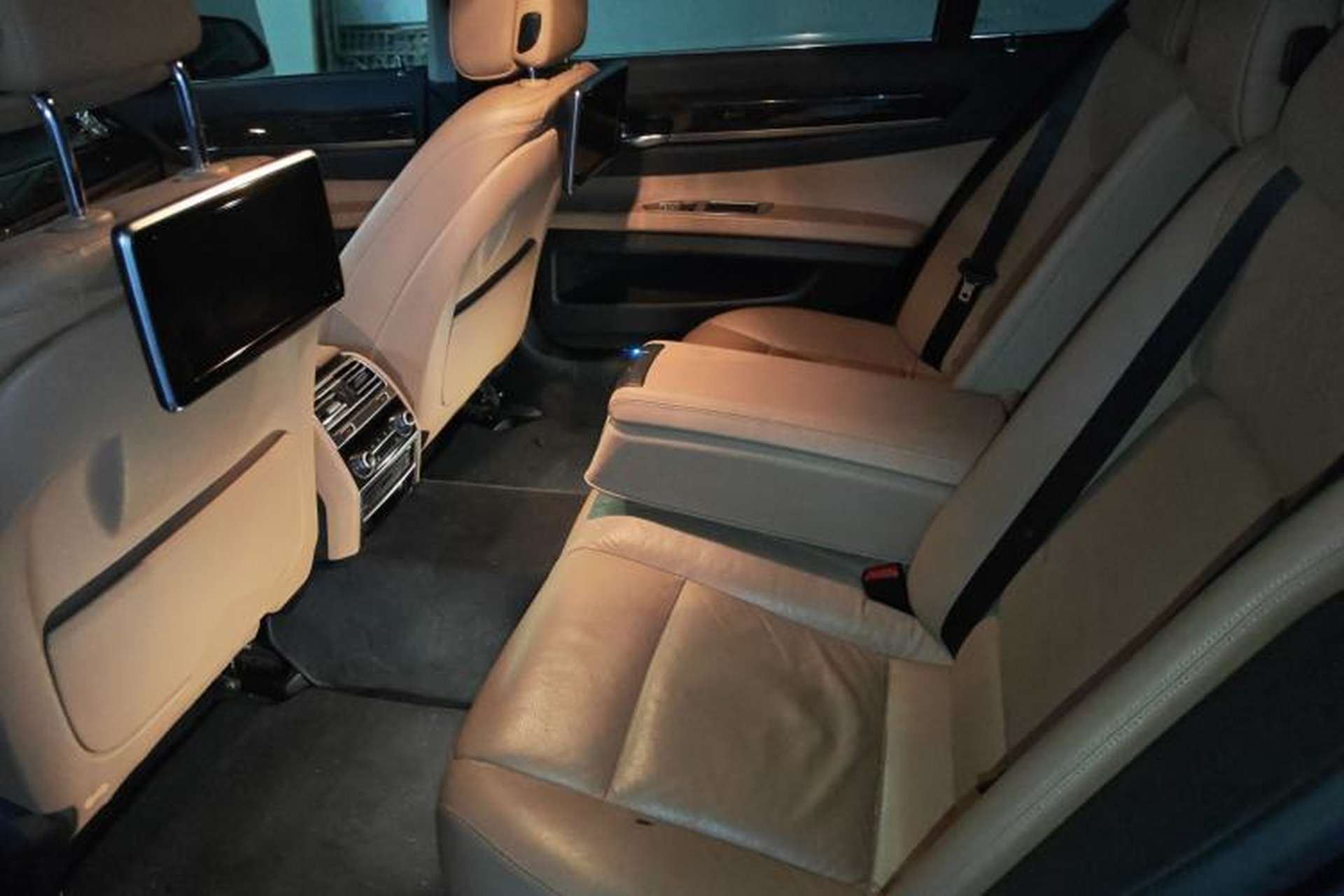 Used BMW 7 Series 2014 730Li Premium Edition Left Rear Seat