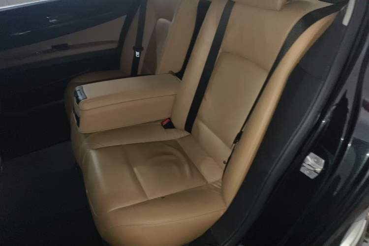 Used BMW 7 Series 2014 730Li Premium Edition Left Rear Seat