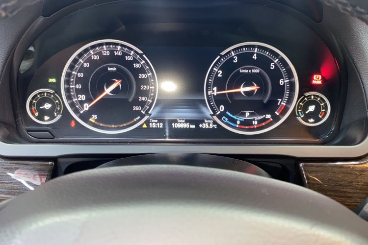 Used BMW 7 Series 2014 730Li Premium Edition Odometer Close Up