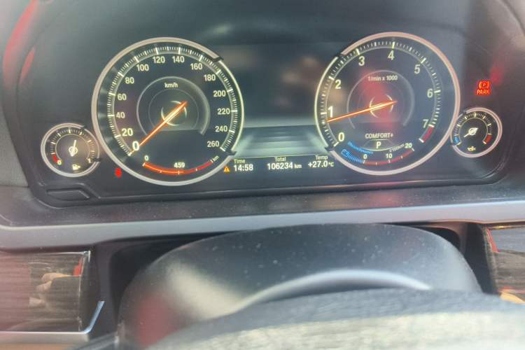 Used BMW 7 Series 2014 730Li Premium Edition Odometer Close Up