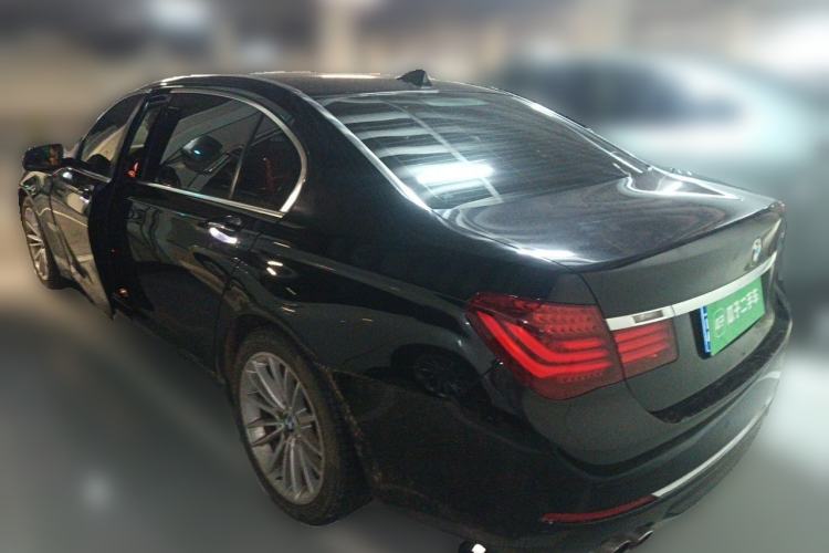 Used BMW 7 Series 2014 730Li Premium Edition Rear Left 45 Deg