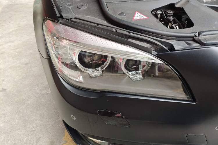 Used BMW 7 Series 2014 730Li Premium Edition Right Front Headlight
