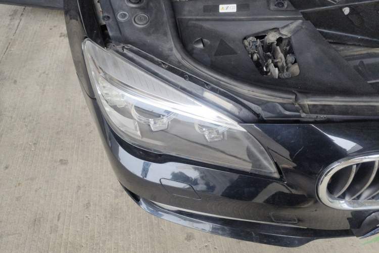 Used BMW 7 Series 2014 730Li Premium Edition Right Front Headlight