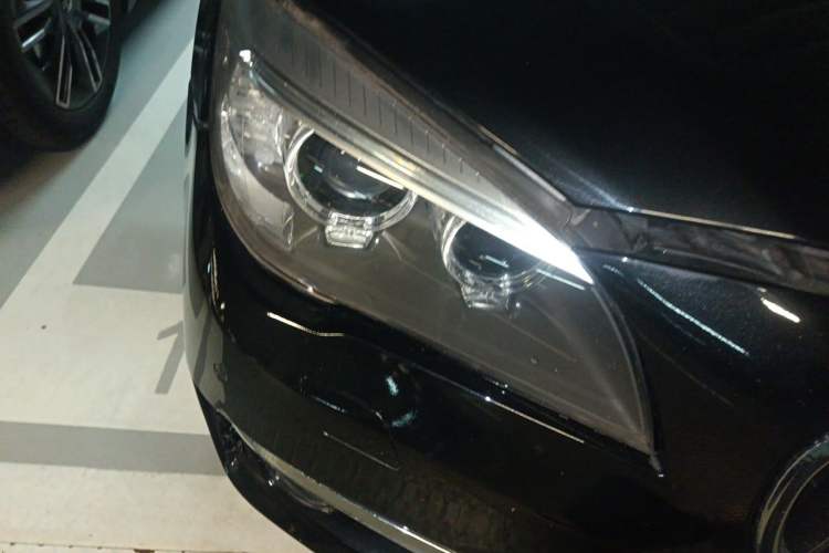 Used BMW 7 Series 2014 730Li Premium Edition Right Front Headlight